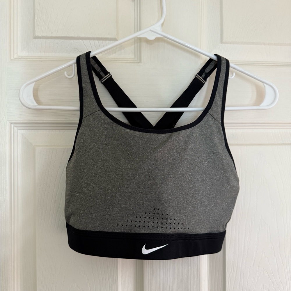 Nike Women's Black and Gray Sports Bra